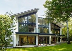 Pultdachhaus mit Glas