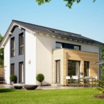 Satteldachhaus mit Erker