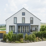 Satteldachhaus mit Einliegerwohnung