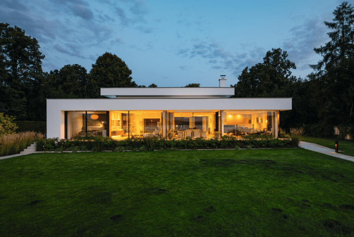 Moderner Bungalow mit Flachdach & Garage HausbauDirekt.de