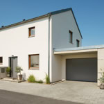 Einfamilienhaus mit Garage