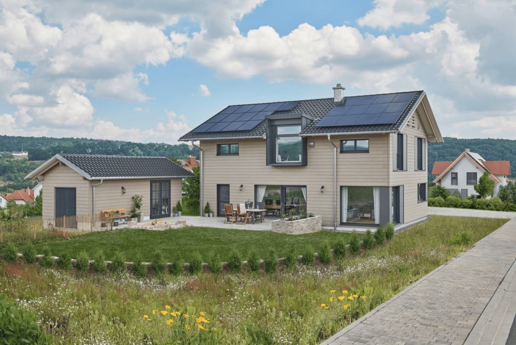 Modernes Landhaus Maler mit Garage